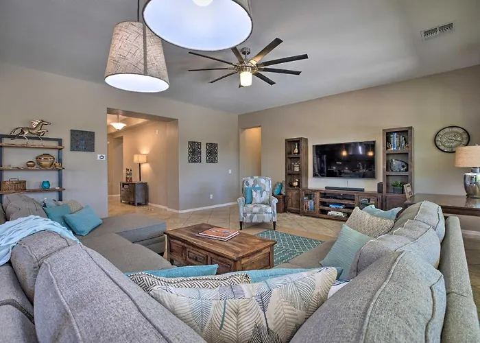 Modern Azure W/ Beautiful Patio, Pool & Spa! *